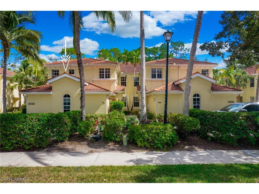 2032 Tarpon Bay Drive N #201 Naples FL 34119 223078595 image1
