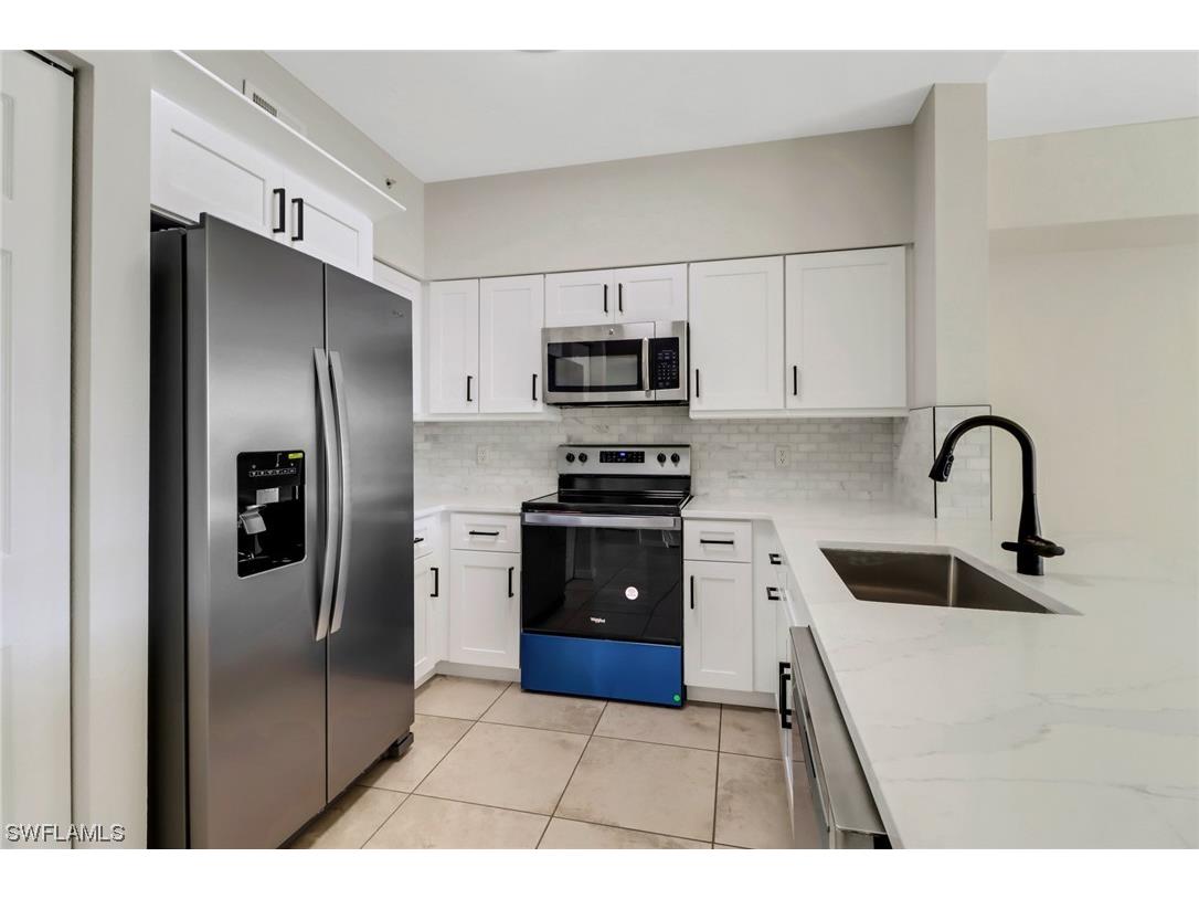 20320 Estero Gardens Circle #206 Estero FL 33928 223084333 image1