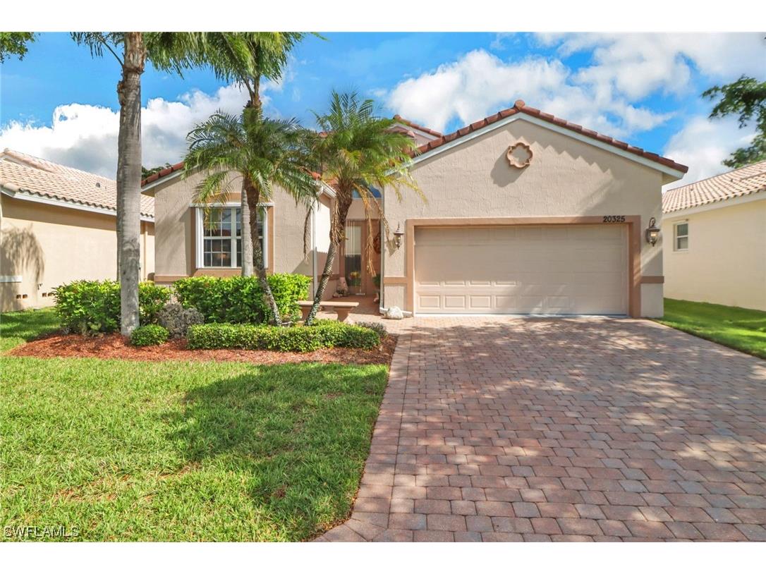 20325 Castlemaine Avenue Estero FL 33928 223082548 image1