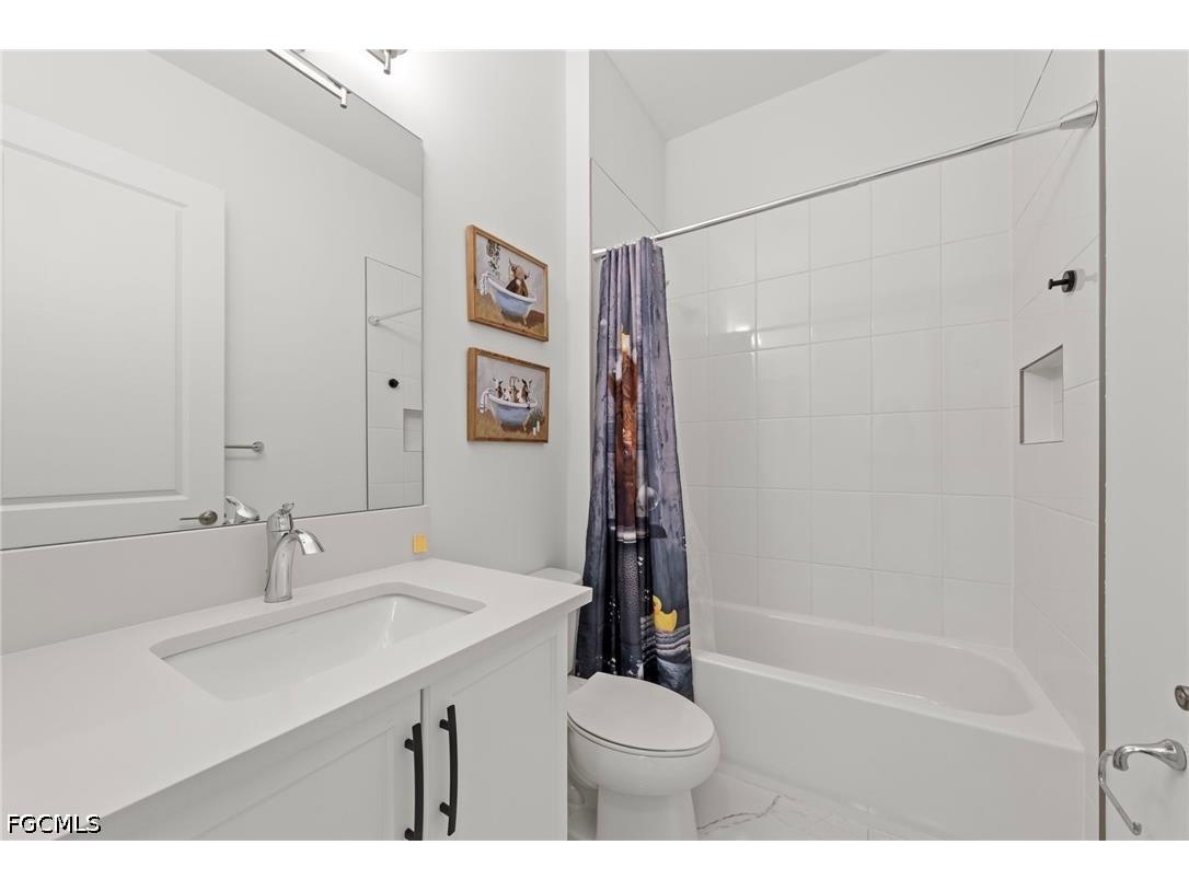 20326 Fair Oak Lane Estero FL 33928 2026016115 image12