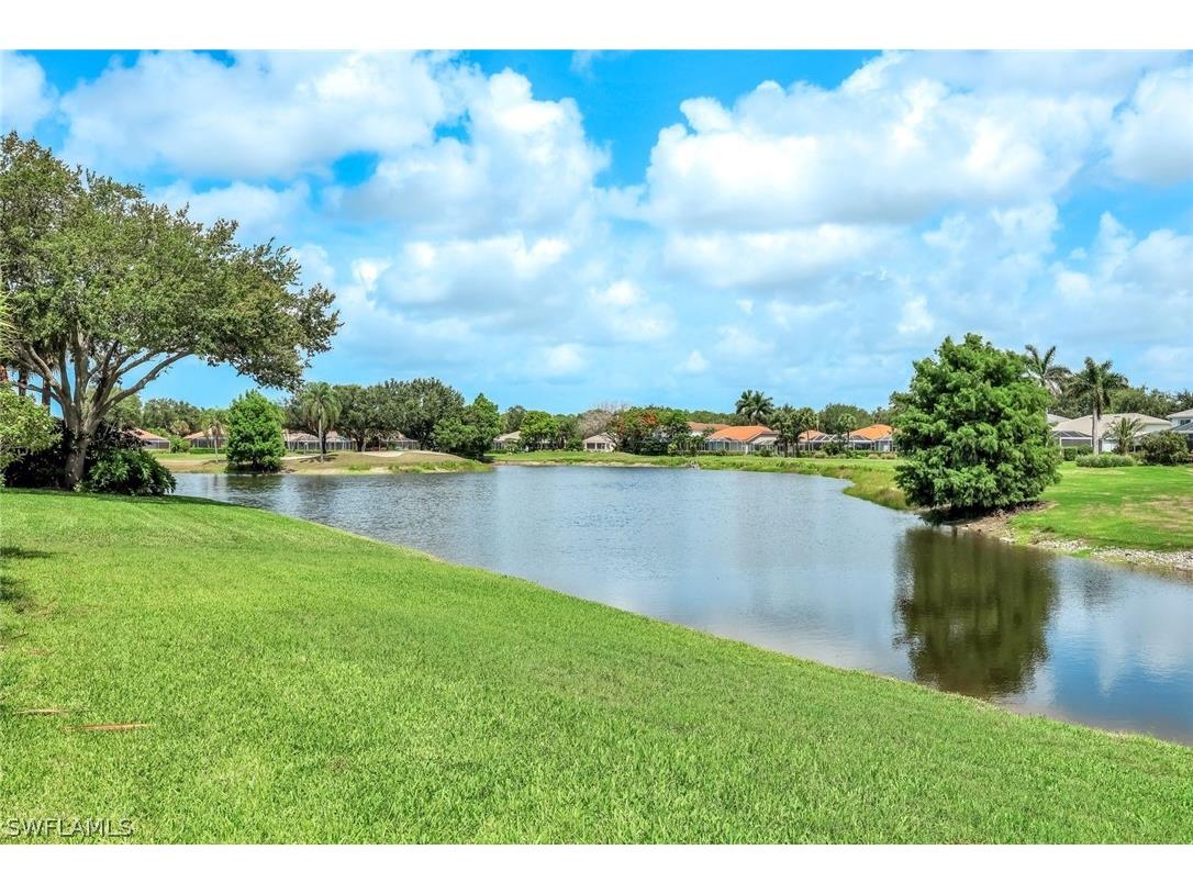 2033 Crestview Way #104 Naples FL 34119 226006599 image18