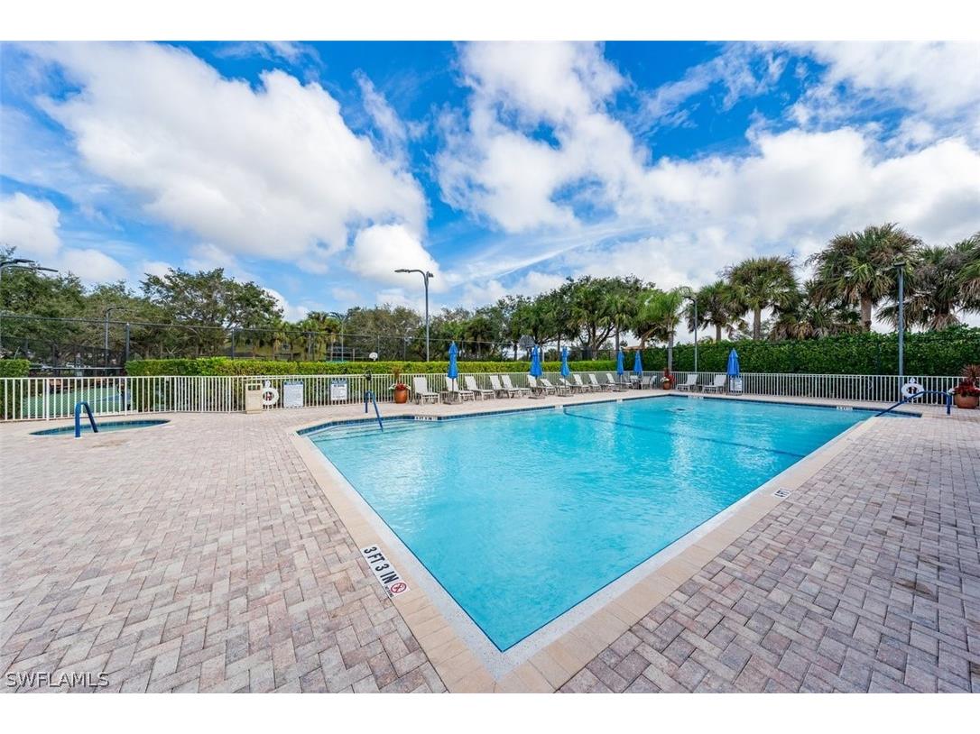 2033 Crestview Way #104 Naples FL 34119 226006599 image21
