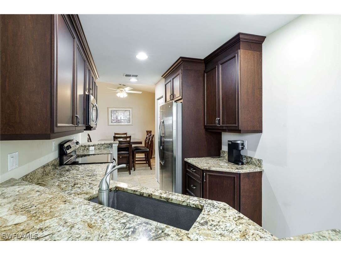 2033 Crestview Way #104 Naples FL 34119 226006599 image5