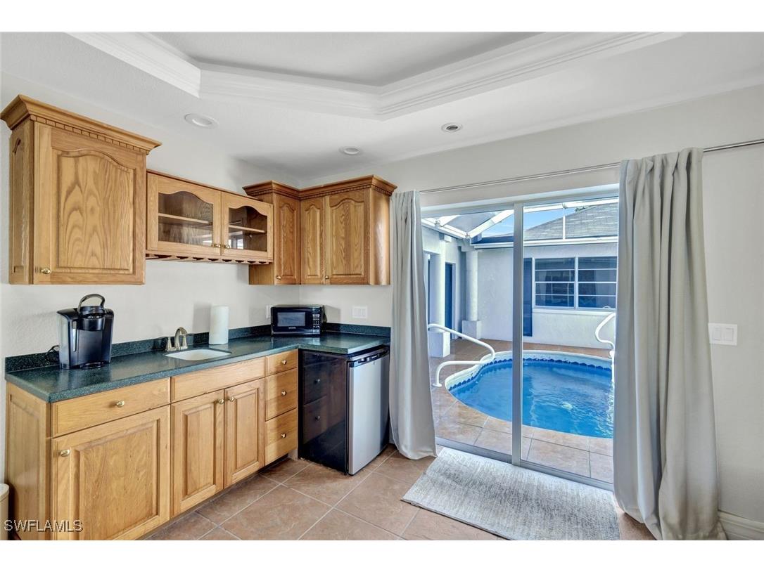 2033 SE 27th Terrace Cape Coral FL 33904 225078298 image16