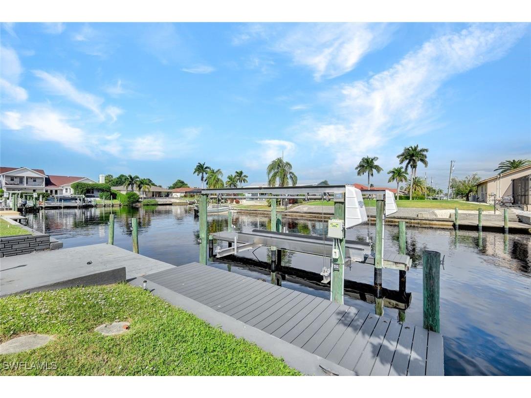 2033 SE 27th Terrace Cape Coral FL 33904 225078298 image35
