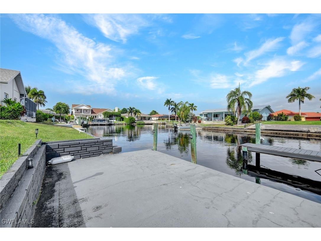 2033 SE 27th Terrace Cape Coral FL 33904 225078298 image38