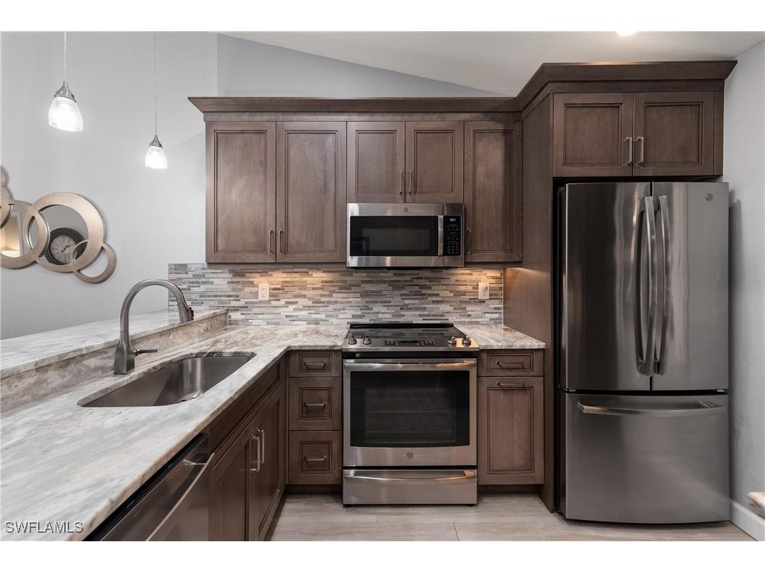 2034 Pine Isle Lane #2034 Naples FL 34112 226003453 image3