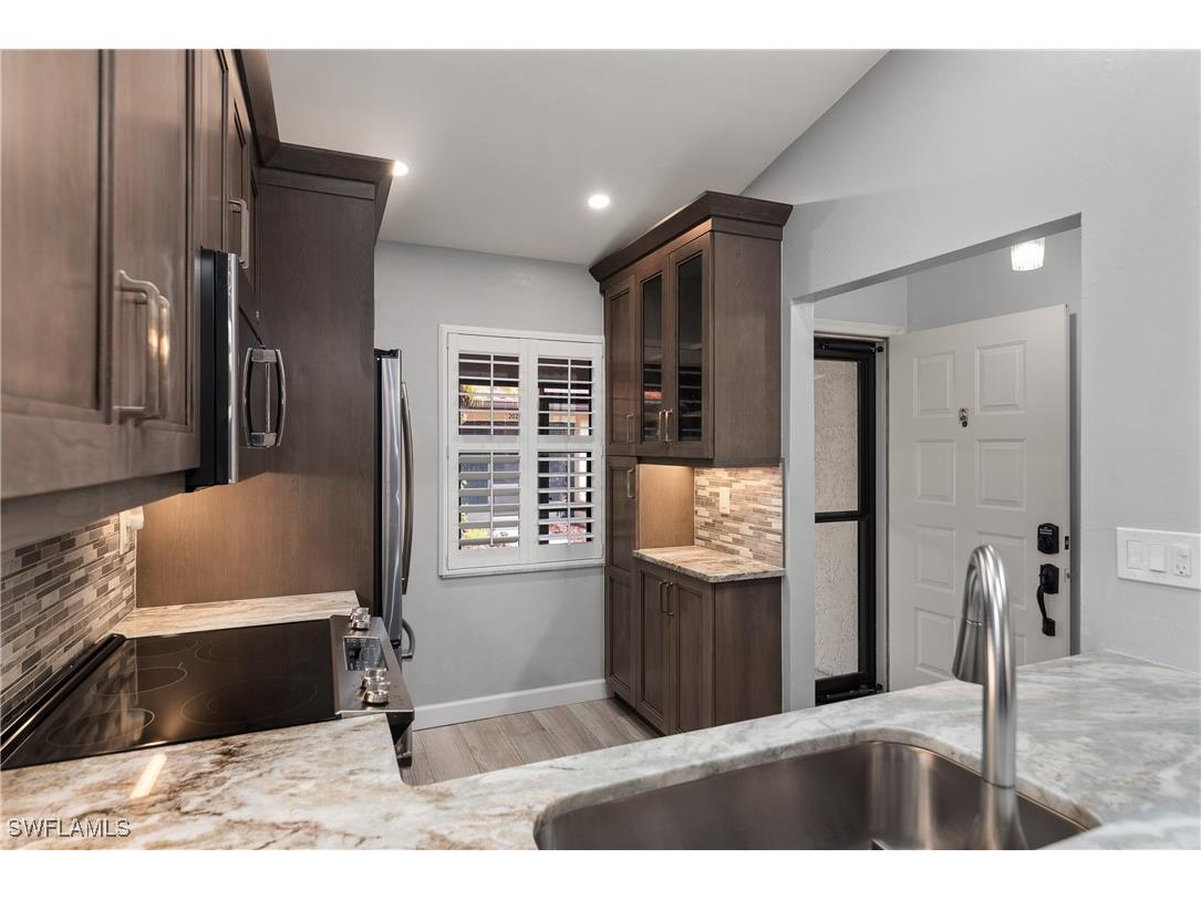 2034 Pine Isle Lane #2034 Naples FL 34112 226003453 image4