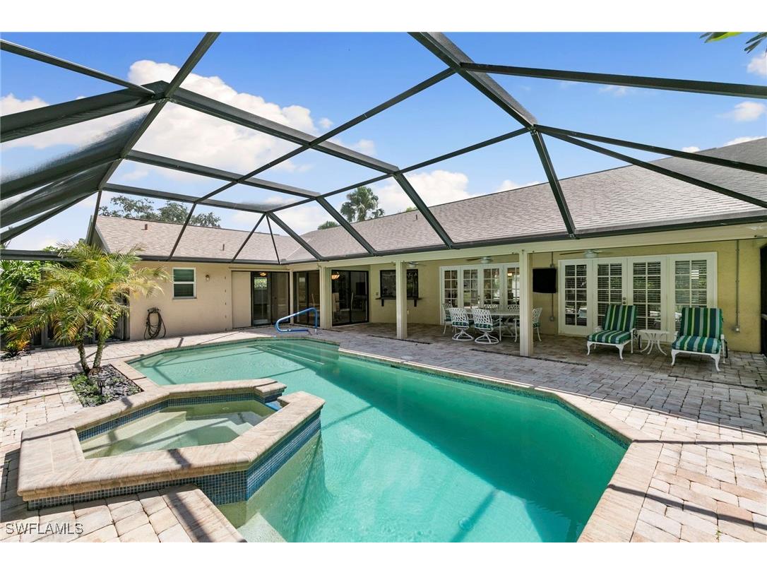 2034 Prince Drive Naples FL 34110 224070817 image1