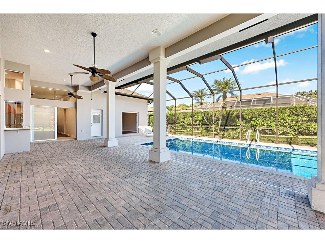 2035 Castle Garden Lane Naples FL 34110 225083001 image3