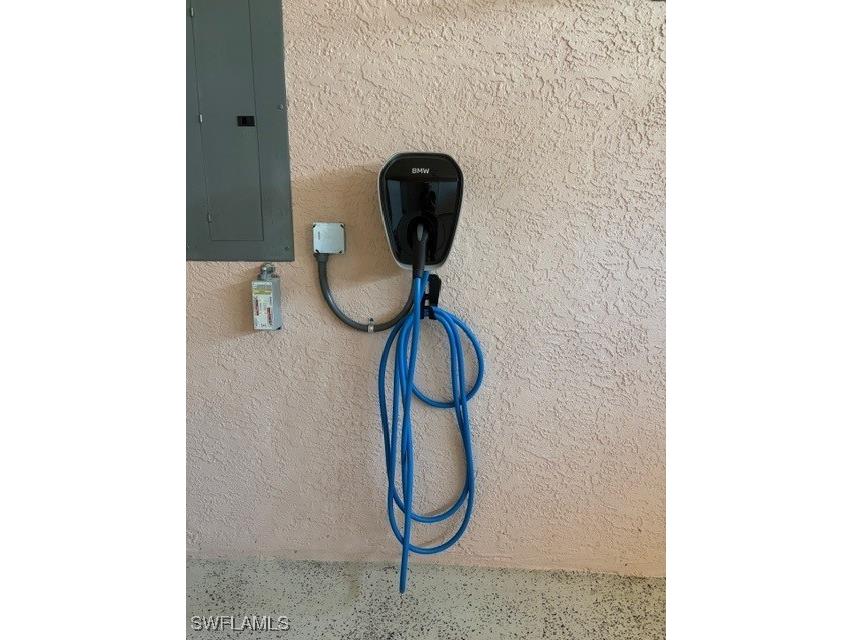 2035 Castle Garden Lane Naples FL 34110 225083001 image33