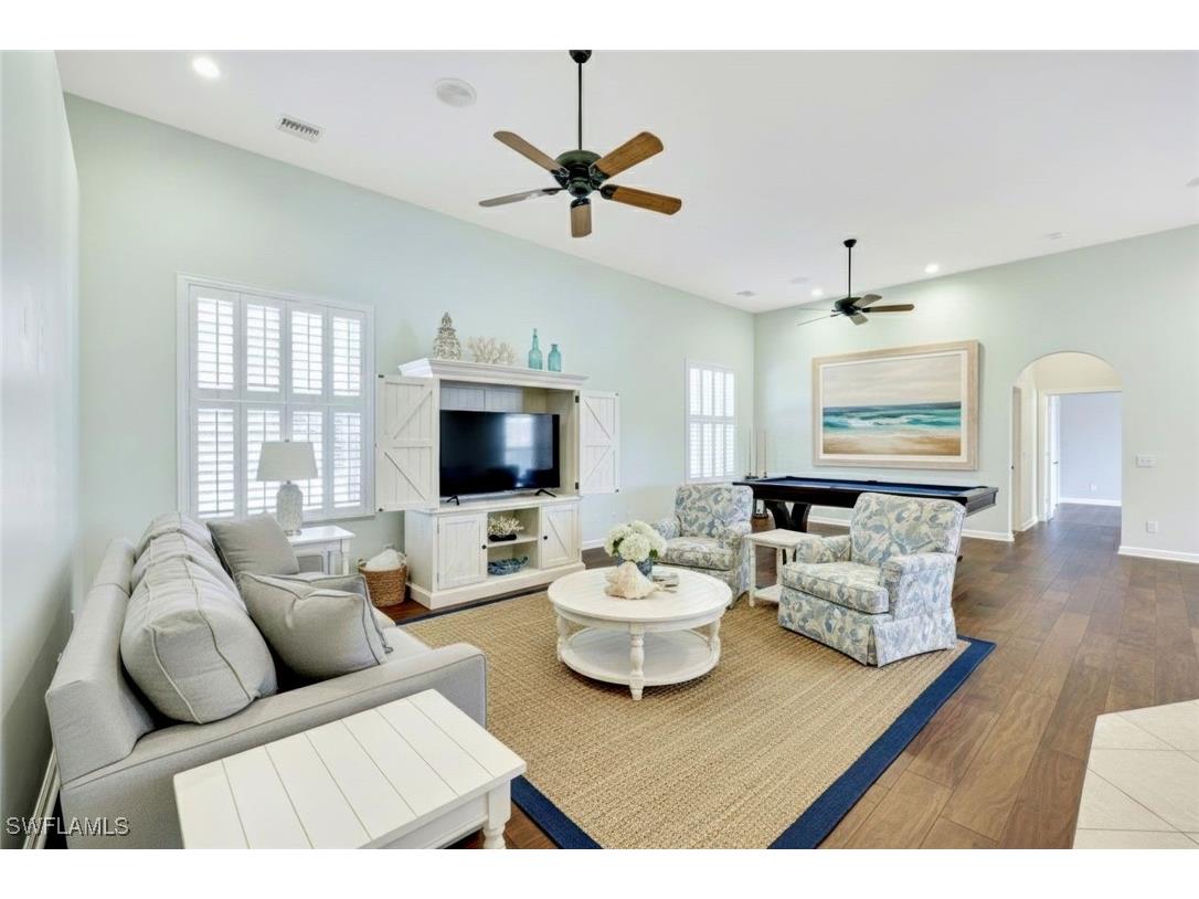 2035 Castle Garden Lane Naples FL 34110 225083001 image4