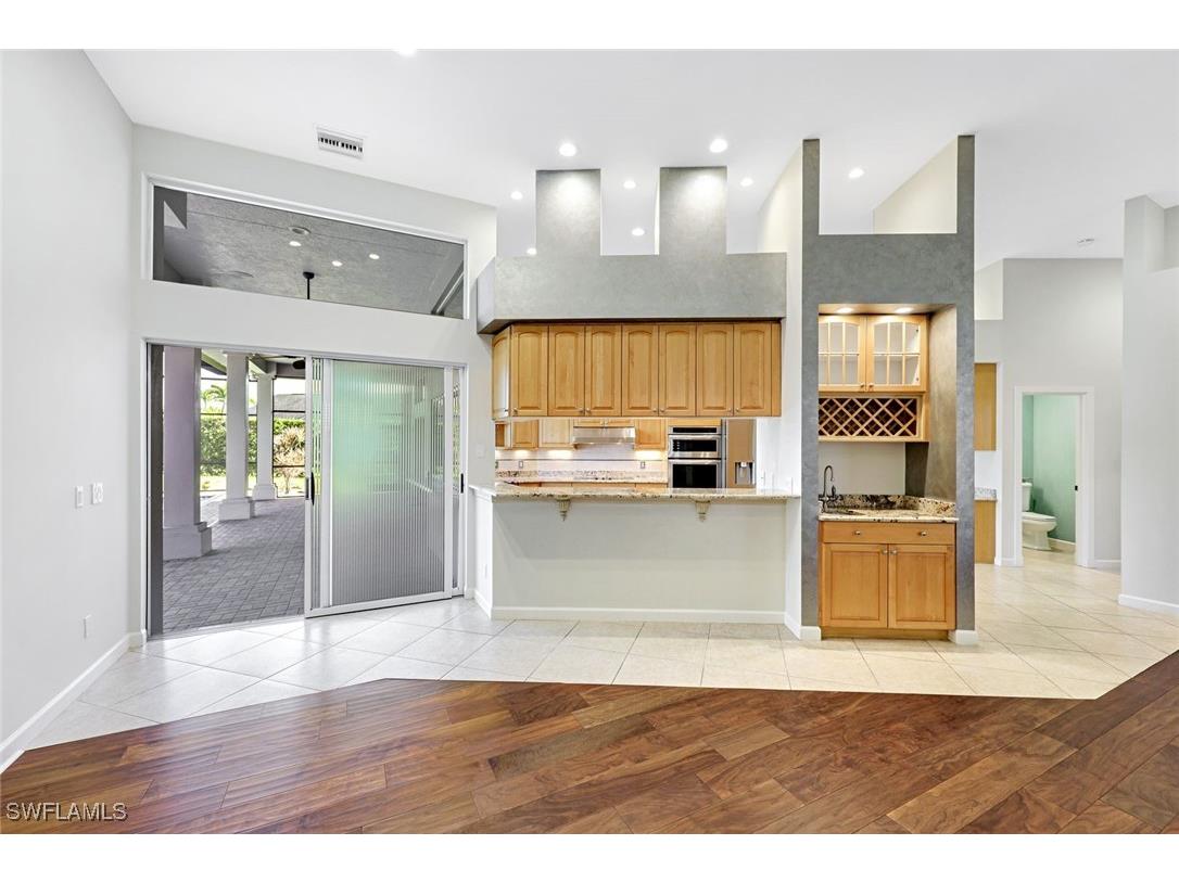 2035 Castle Garden Lane Naples FL 34110 225083001 image8