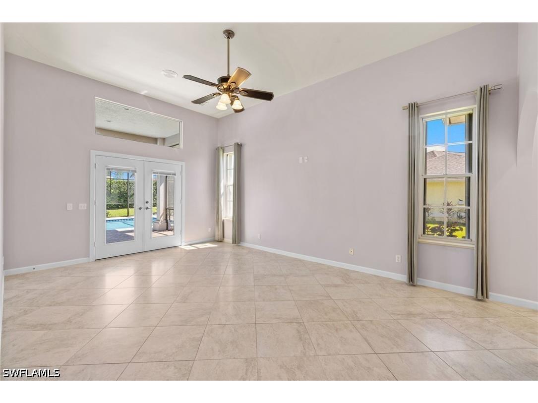 2035 Castle Garden Lane Naples FL 34110 226017555 image22