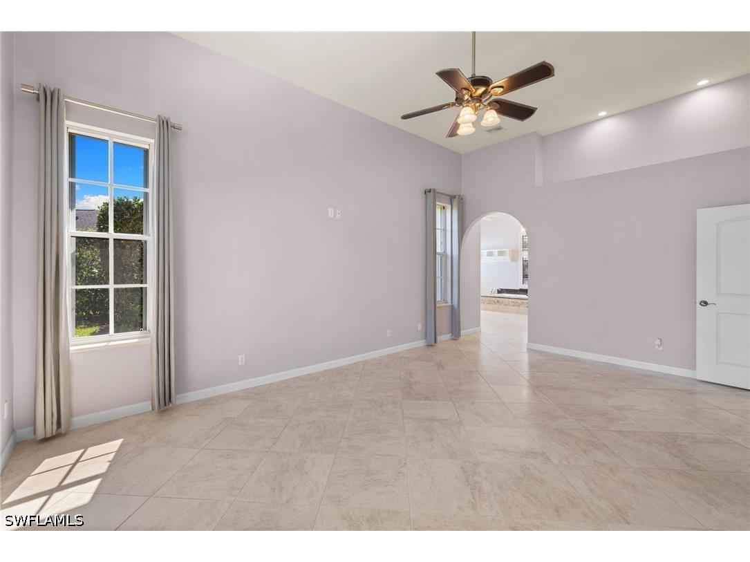 2035 Castle Garden Lane Naples FL 34110 226017555 image23