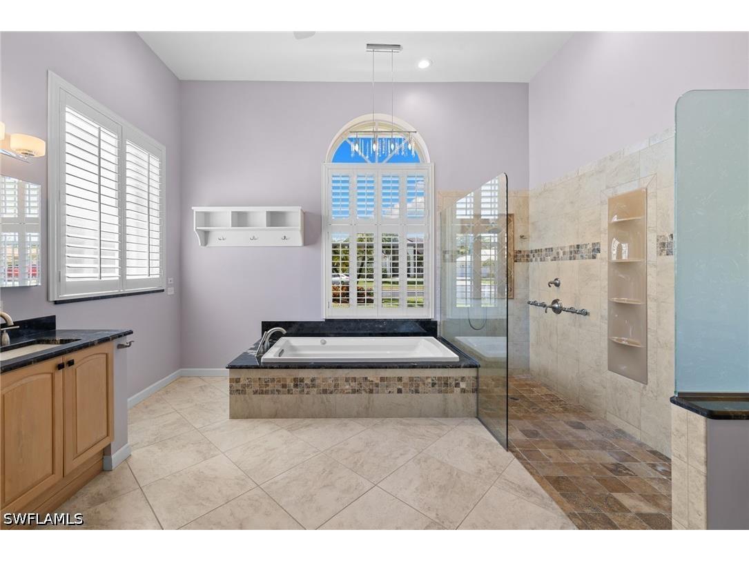 2035 Castle Garden Lane Naples FL 34110 226017555 image26