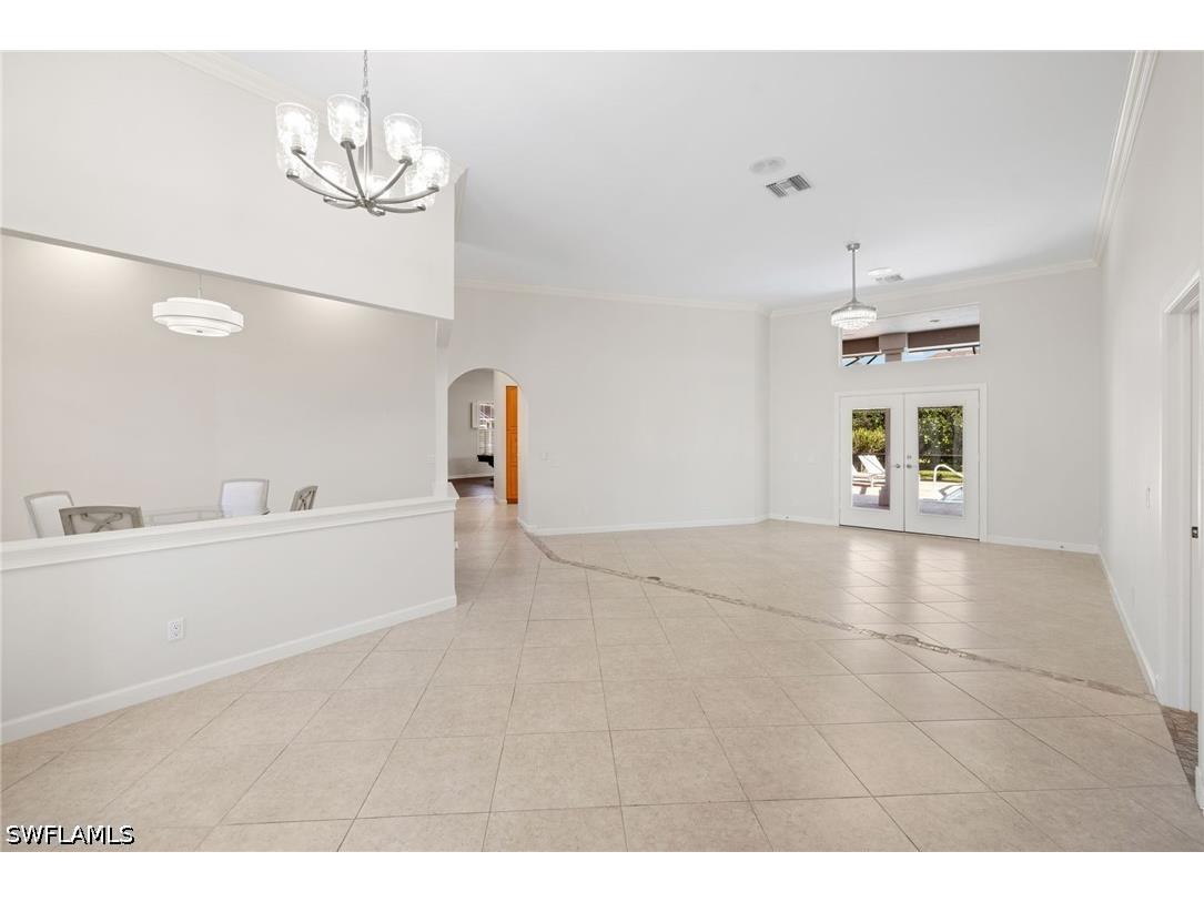 2035 Castle Garden Lane Naples FL 34110 226017555 image9