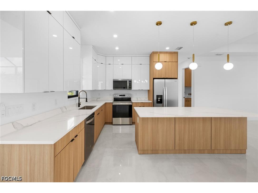2035 NW Embers Terrace Cape Coral FL 33993 2026023304 image19