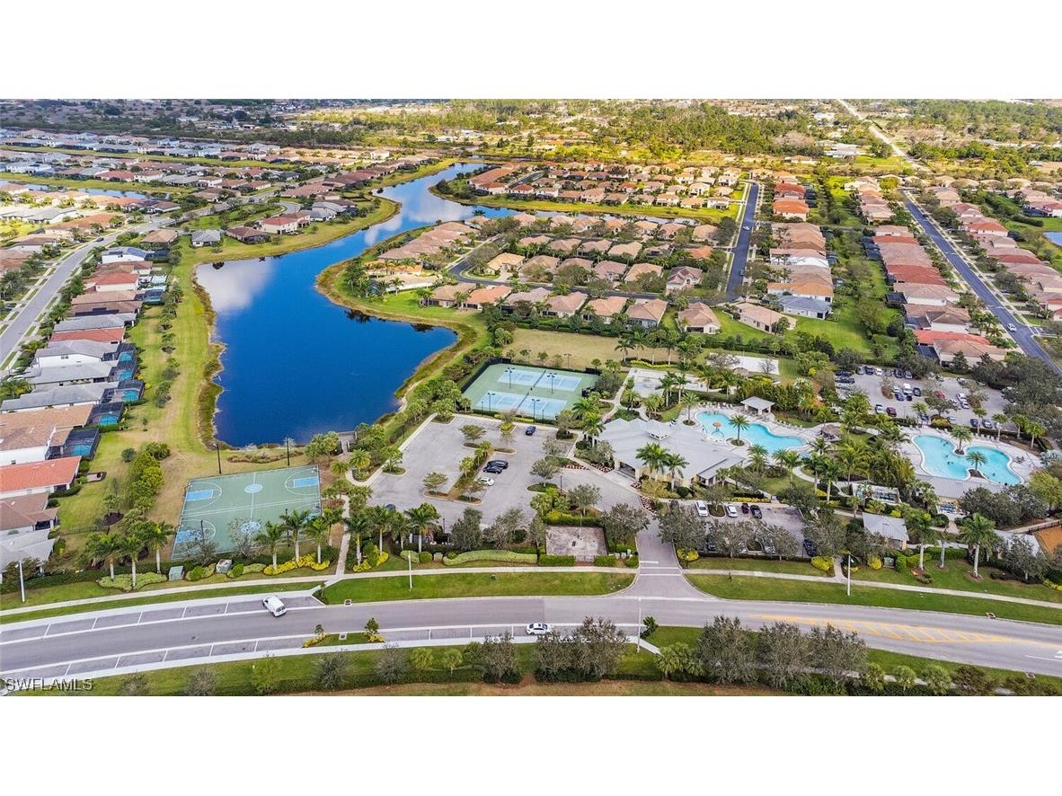 2035 Wellington Street Naples FL 34120 223014167 image1