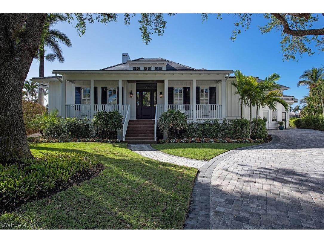 2036 8th Street S Naples FL 34102 223074767 image1