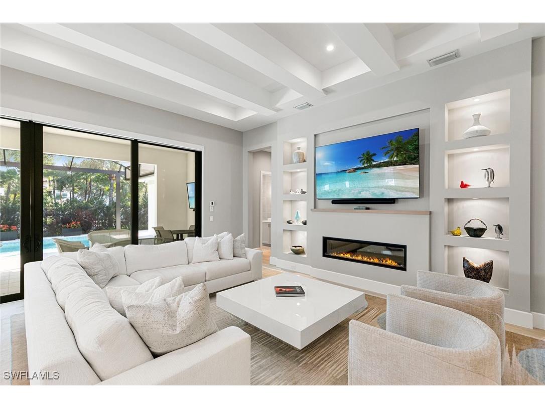 2036 Cambridge Park Drive Naples FL 34109 225085076 image2