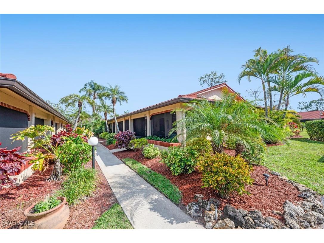 2036 Pine Isle Lane #2036 Naples FL 34112 225015367 image1