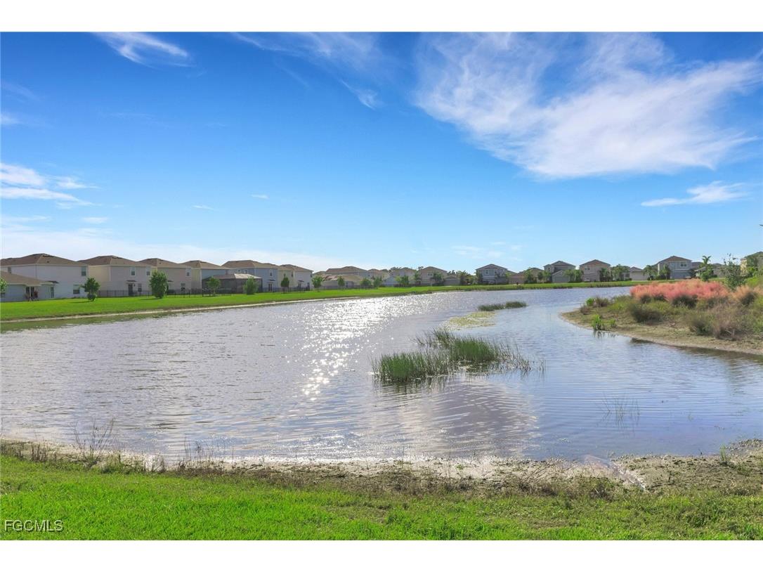 20360 Caroline Creek Place Lehigh Acres FL 33974 2025015648 image2