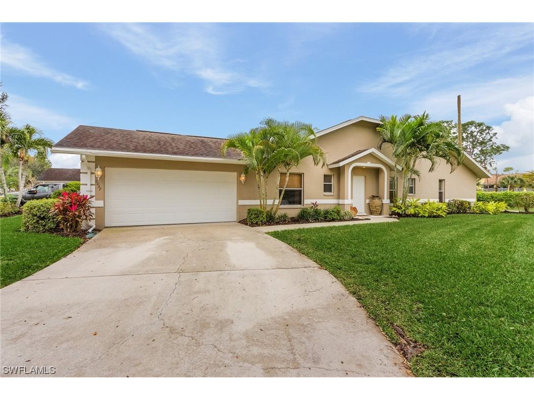 2037 Crown Pointe Boulevard W Naples FL 34112 224006034 image1