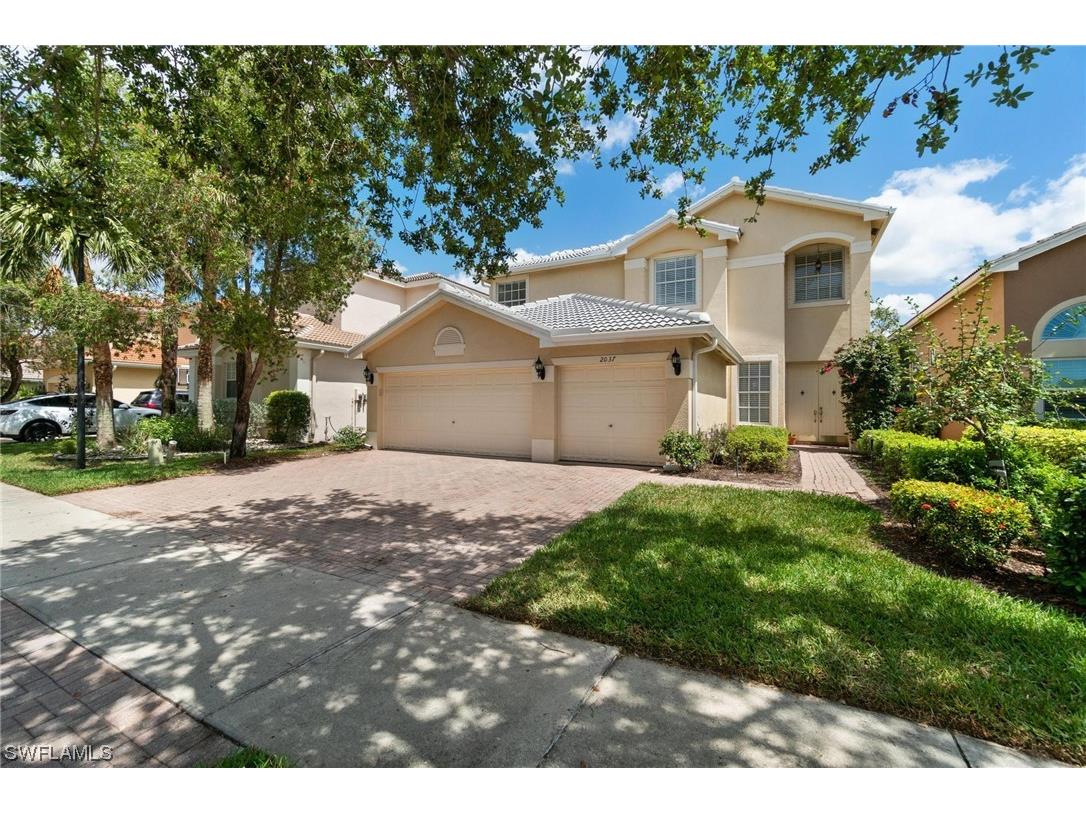 2037 Isla De Palma Circle Naples FL 34119 223020322 image1