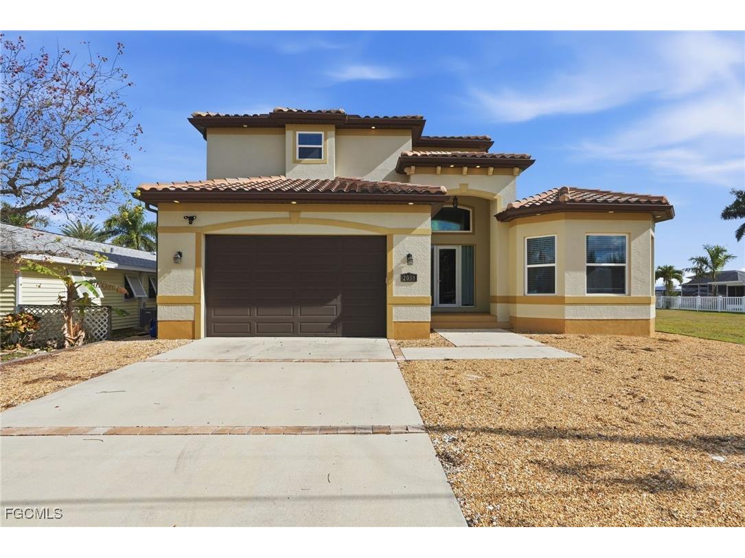 2038 Bahama Avenue Fort Myers FL 33905 2026000079 image1