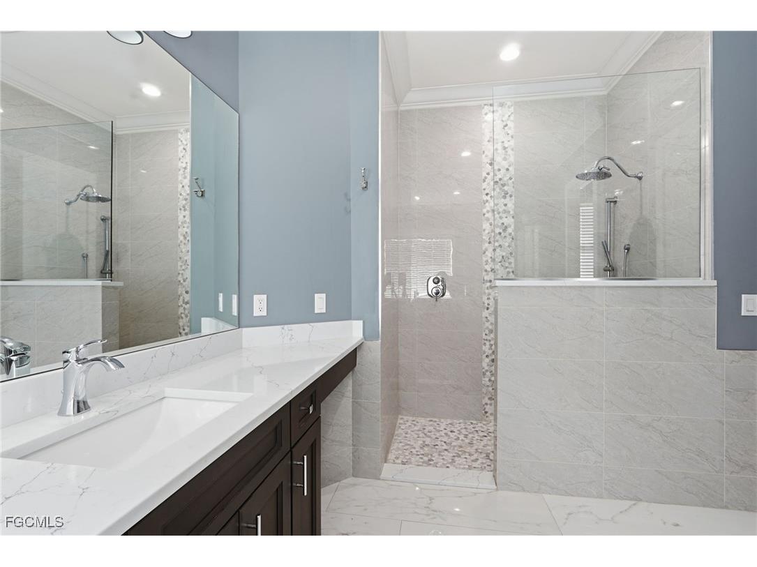 2038 Bahama Avenue Fort Myers FL 33905 2026000079 image13