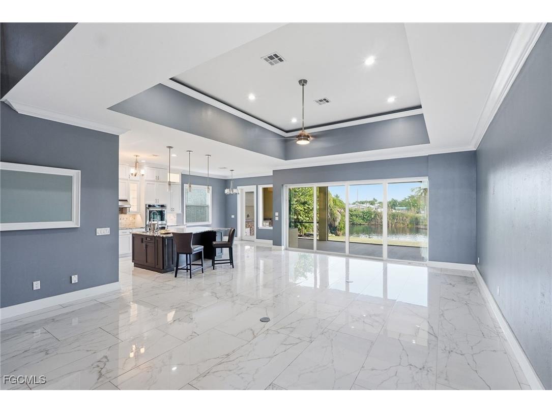 2038 Bahama Avenue Fort Myers FL 33905 2026000079 image5