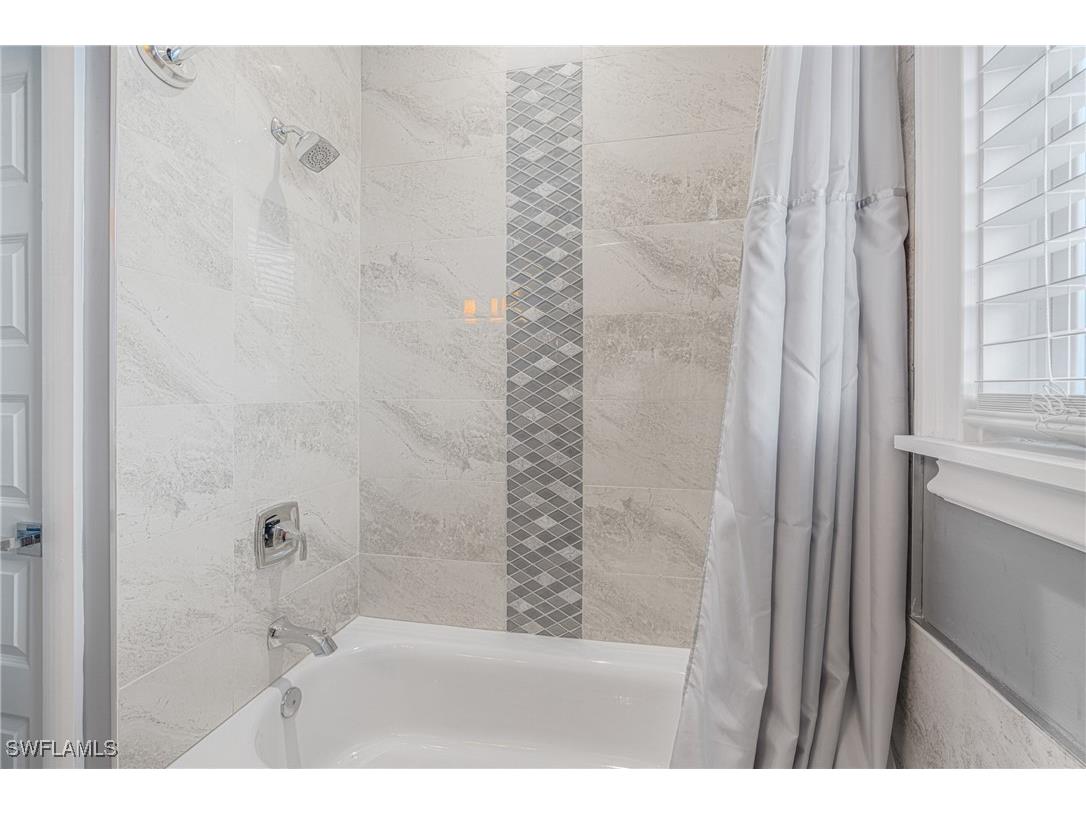 2038 Bahama Avenue Fort Myers FL 33905 225053710 image38