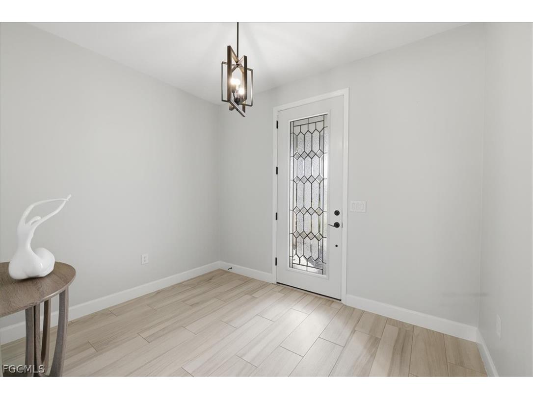 2038 Grove Drive Naples FL 34120 2026005455 image2