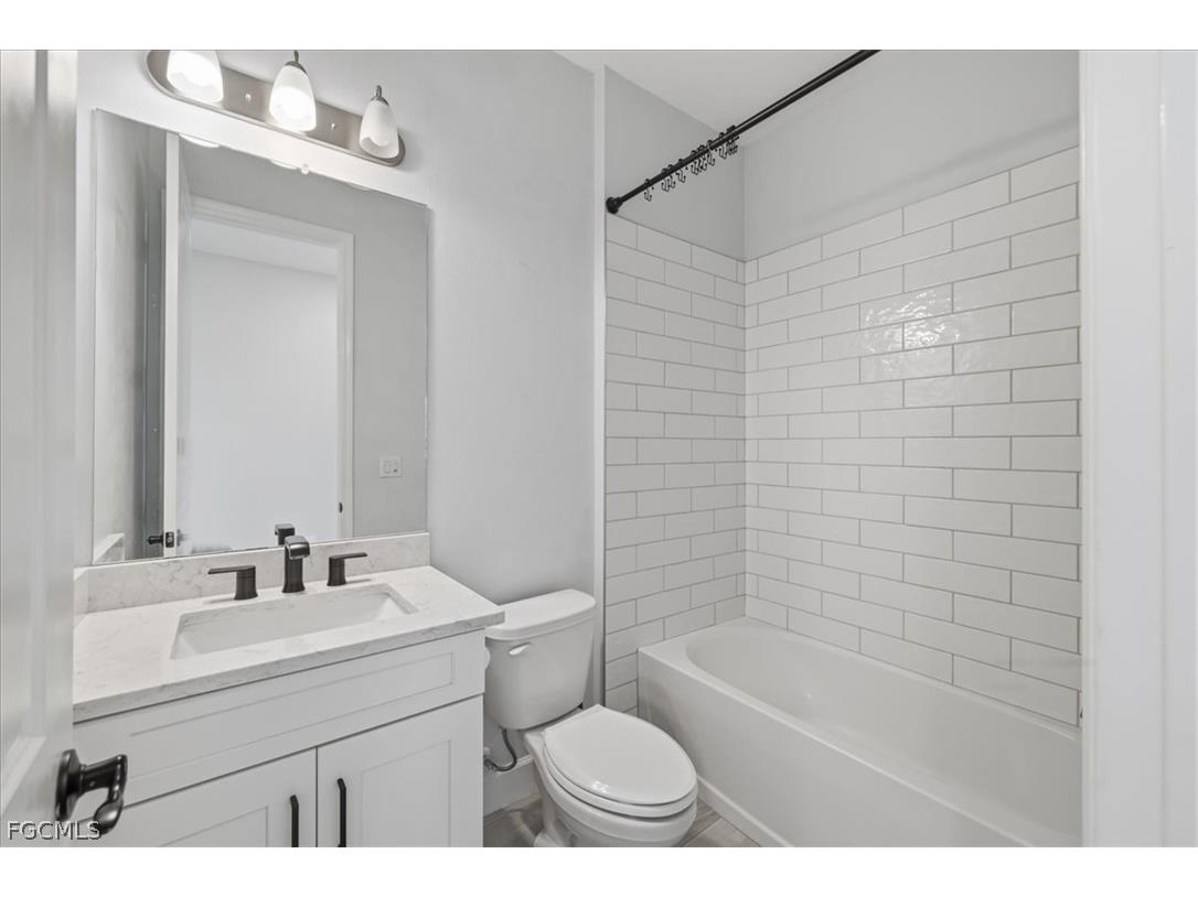 2038 Grove Drive Naples FL 34120 2026005455 image22