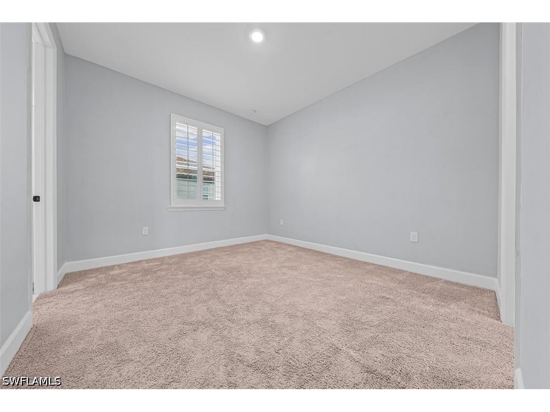 2038 Grove Drive Naples FL 34120 226021366 image11