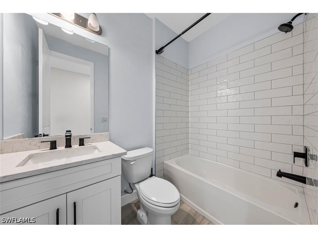 2038 Grove Drive Naples FL 34120 226021366 image20