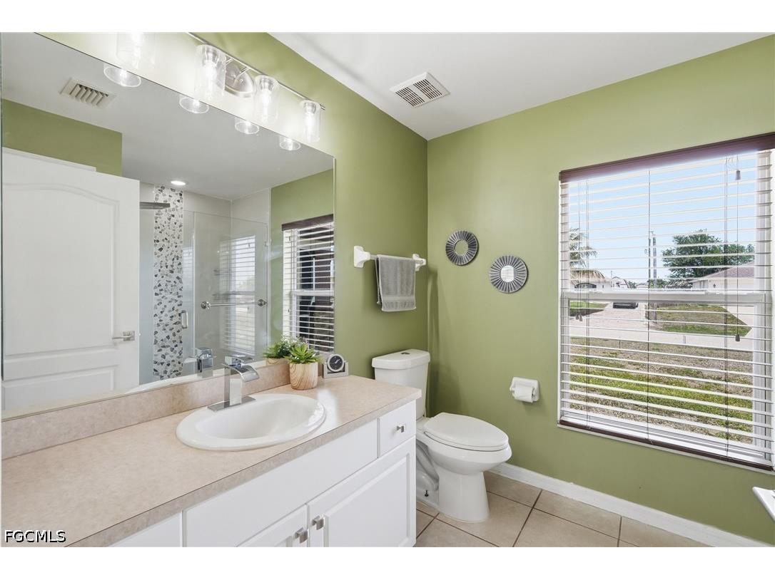 2038 NE 24th Terrace Cape Coral FL 33909 2026020033 image16