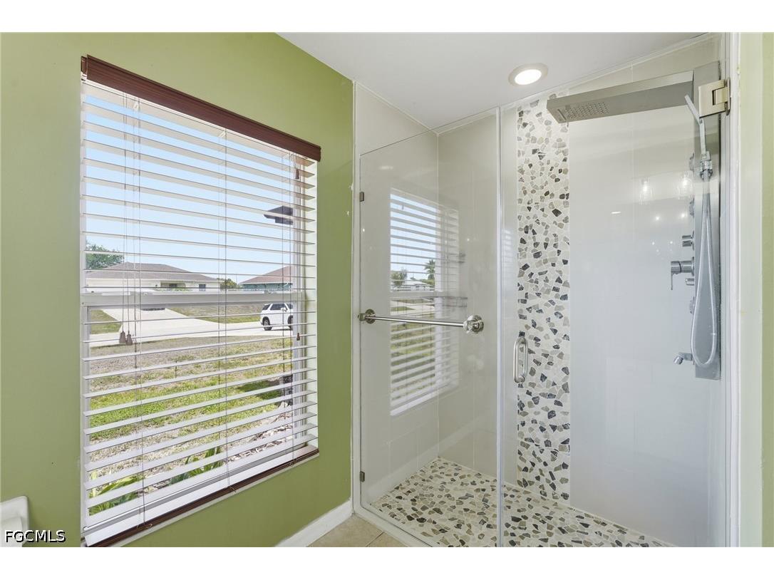 2038 NE 24th Terrace Cape Coral FL 33909 2026020033 image17