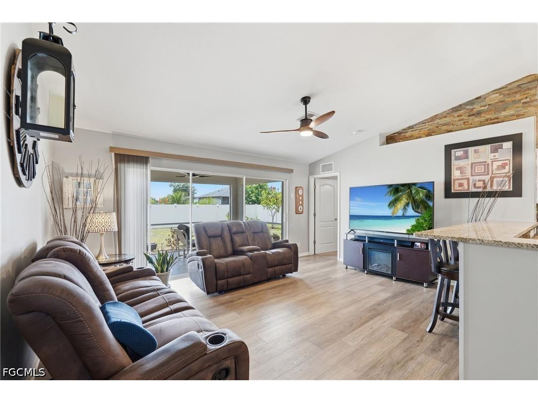 2038 NE 24th Terrace Cape Coral FL 33909 2026020033 image5