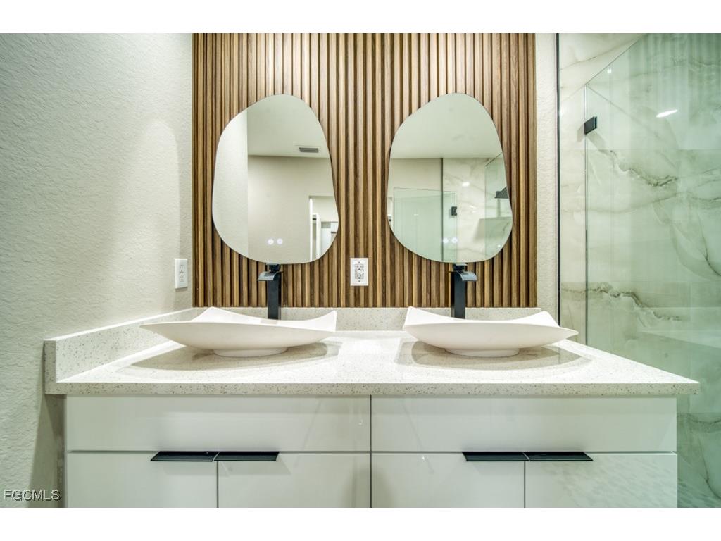 2038 NW 17th Avenue Cape Coral FL 33993 2025025031 image20