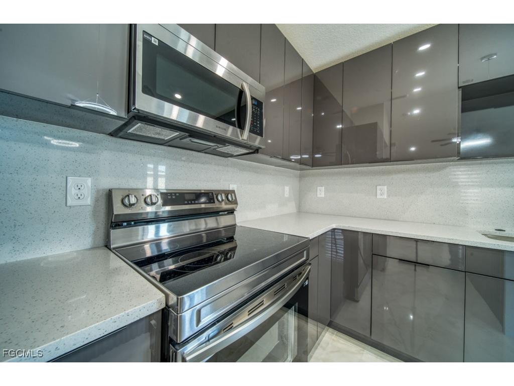 2038 NW 17th Avenue Cape Coral FL 33993 2025025031 image8