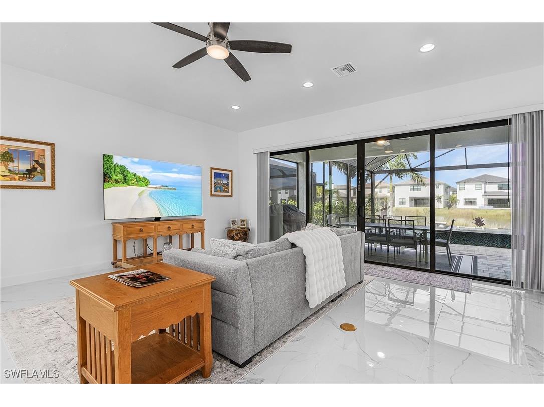 20389 Estero Crossing Boulevard Estero FL 33928 225084769 image6