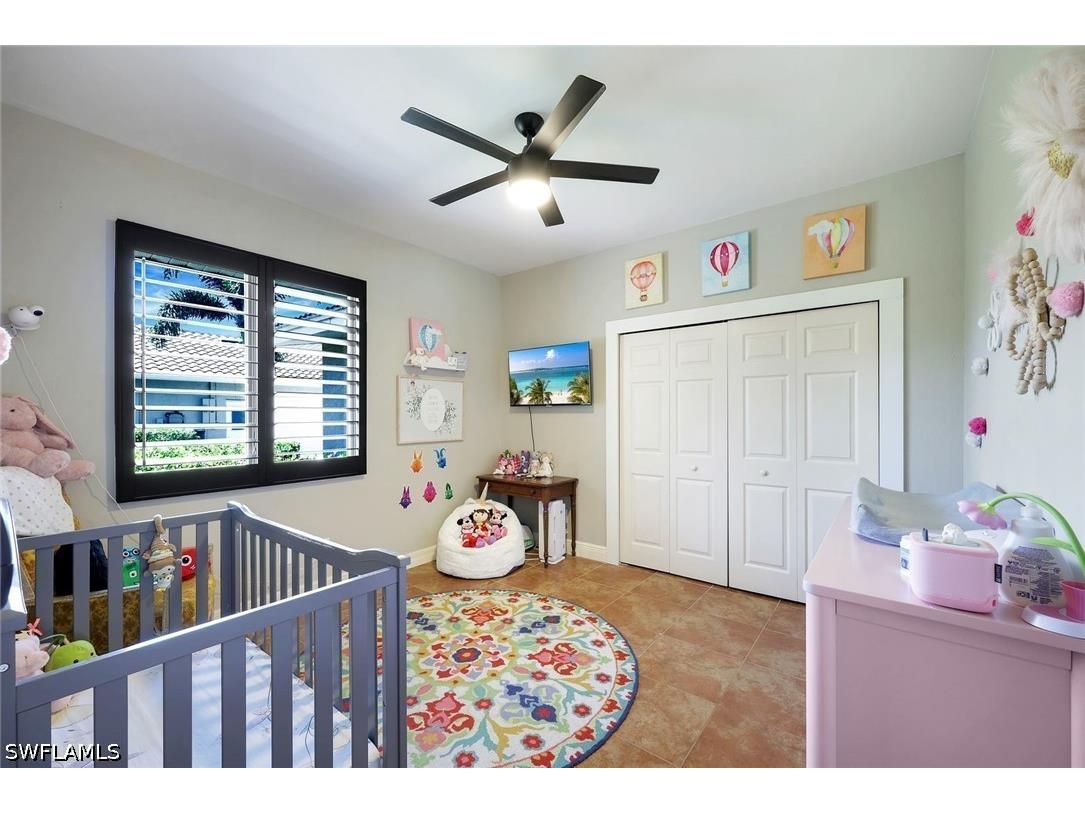 2039 Imperial Circle Naples FL 34110 226017639 image21