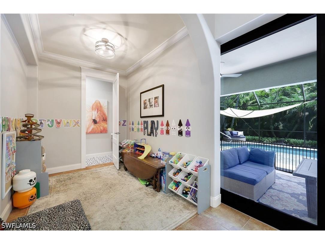 2039 Imperial Circle Naples FL 34110 226017639 image25