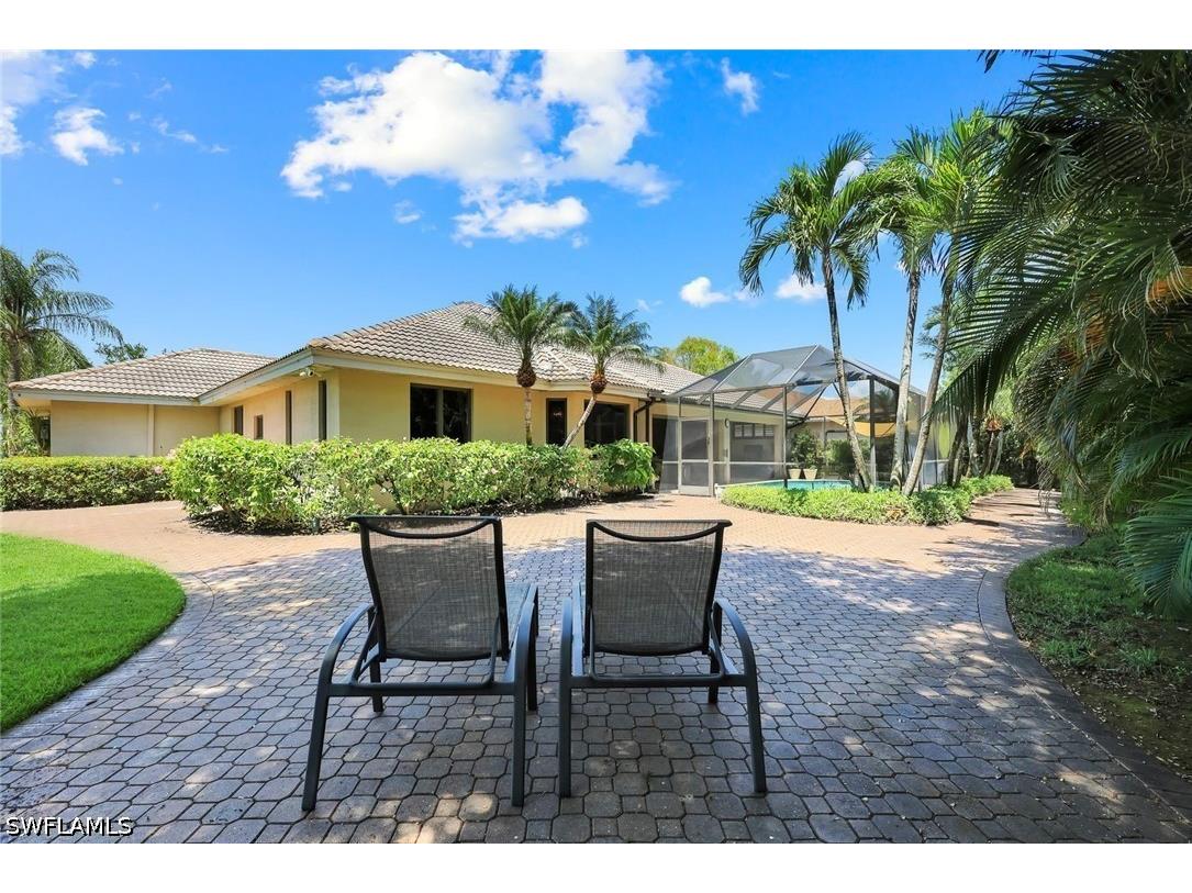 2039 Imperial Circle Naples FL 34110 226017639 image33
