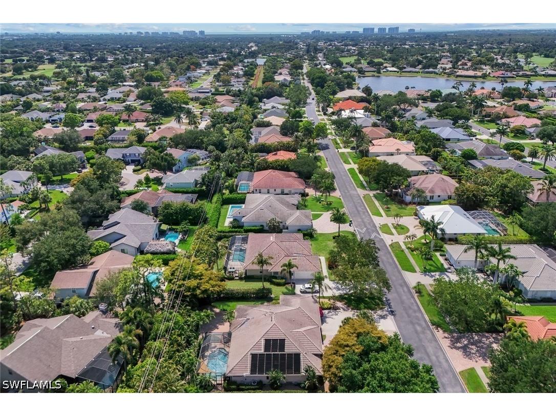 2039 Imperial Circle Naples FL 34110 226017639 image46