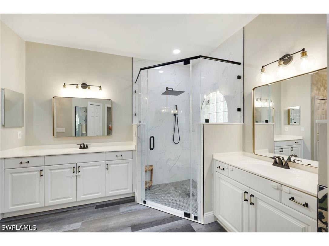2039 Imperial Circle Naples FL 34110 226017639 image7