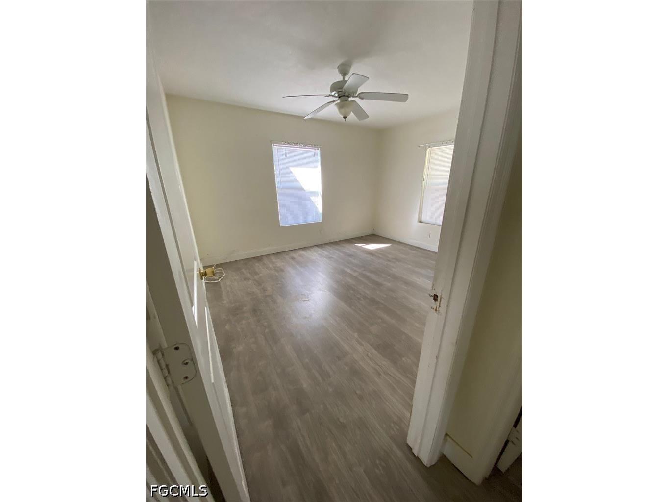 2039 Kurtz Street Fort Myers FL 33901 2026016688 image3