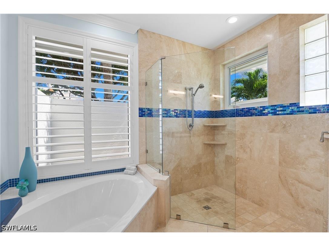 2039 Mission Drive Naples FL 34109 226019358 image22